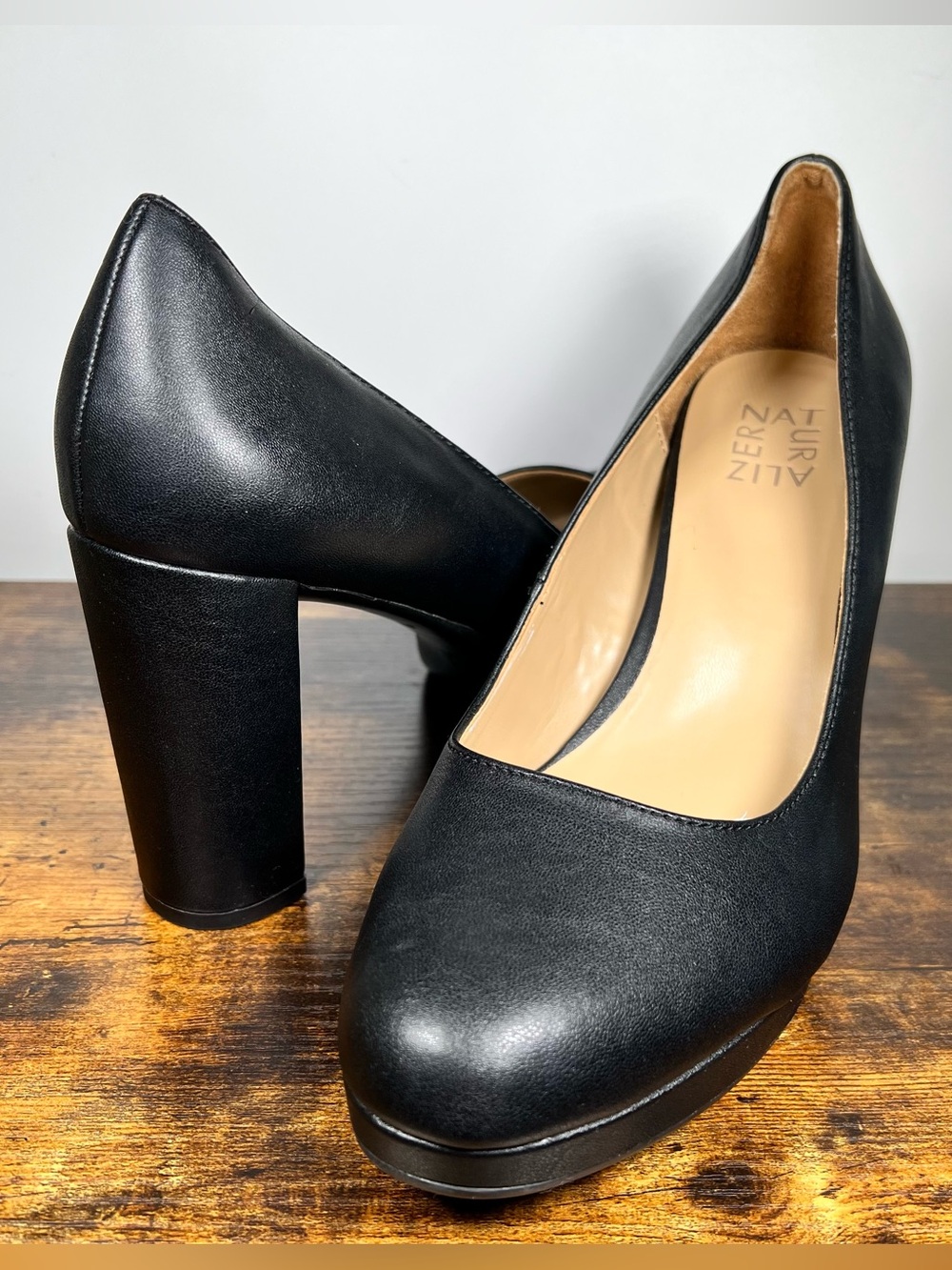 ☕️ Naturalizer Black Block Heels, Women’s 7.5, Professional Preppy Workwear Heel
